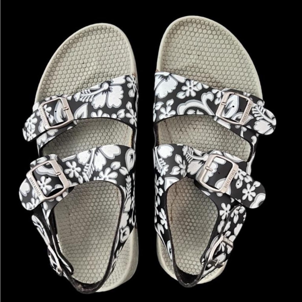 GENTLY WORN BIRKENSTOCKS BIRKIS HAWAIIAN MENS FLORAL PRINT RUBBER SANDALS SZ. 11